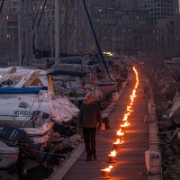 Le Vieux-Port entre flammes et flots