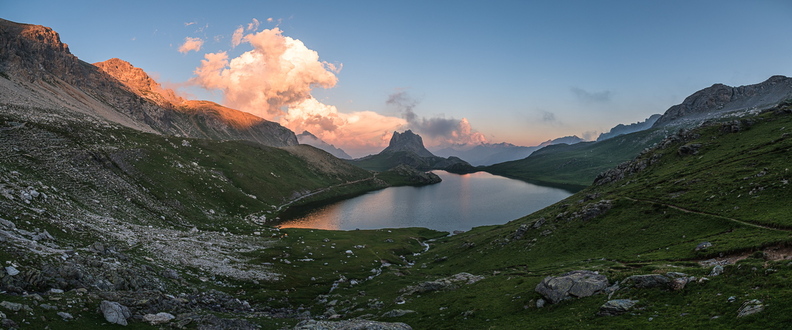 XT515715-Panorama.jpg