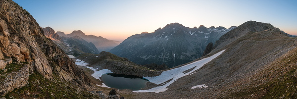 XT515136-Panorama