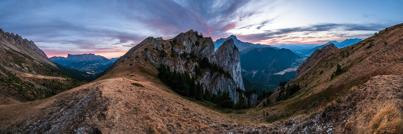 XT517746-Panorama-2.jpg